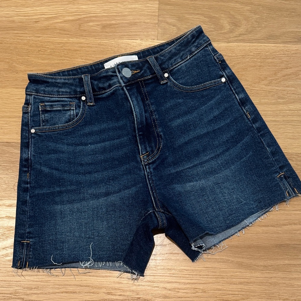 Risen Jeans Denim High-Rise Frayed Hem Women's Shorts - Dark Blue - Size S Small